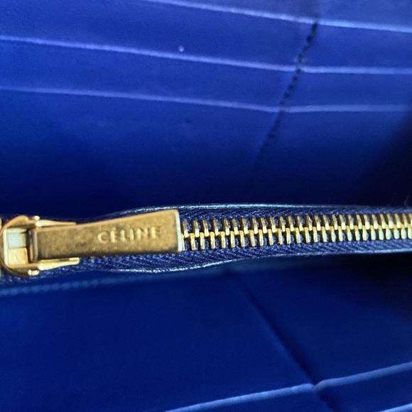 đź’™CELINEđź’™Colorblock Leather Zip Wallet with COA/EUC - Picture 9 of 12